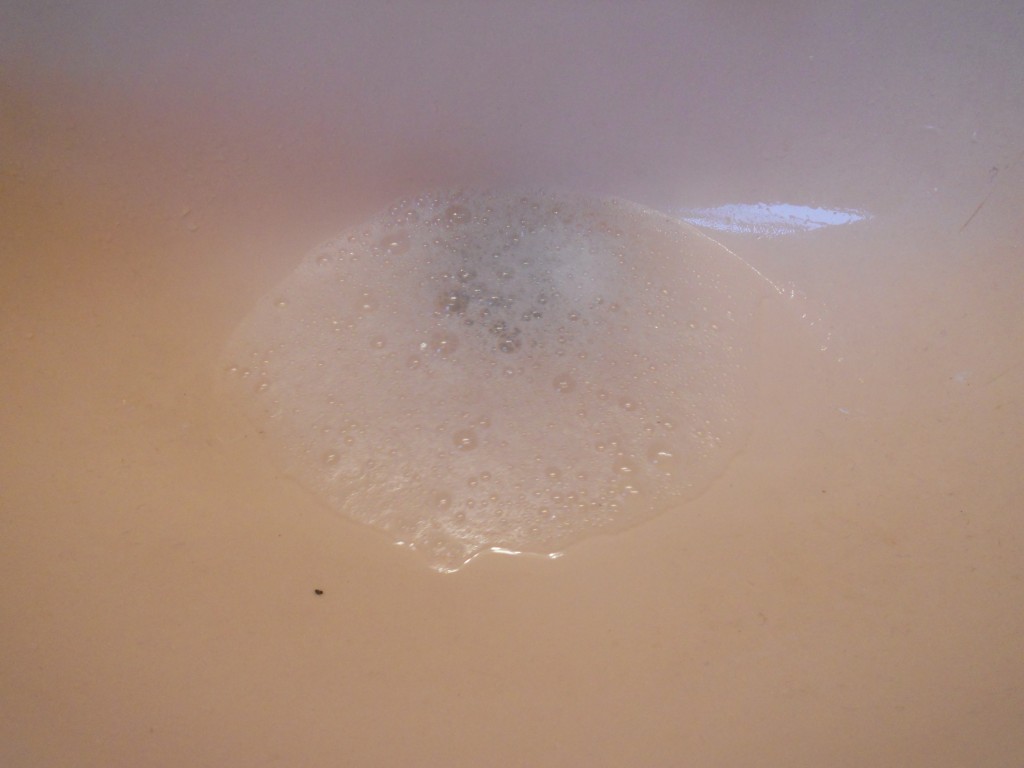 Is your sink sluggish...check this great fix out!  mylifeasrobinswife.com