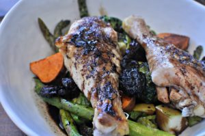 Roast Chicken Legs with Harvest Veggies and Apples2